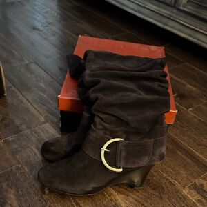 Naughty monkey D ring suede boots chocolate size 9